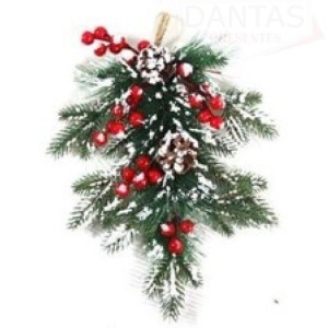 Enfeite de PendurAR – Pinhas e Azevinhos – 25 × 7 cm

Adicione um toque rústico e elegante à sua decoração natalina com o Enfeite de PendurAR com Pinh